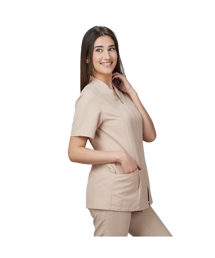 Casaca Mujer Menorca Arena – Microfibra Profesional y Transpirable | Podoservice